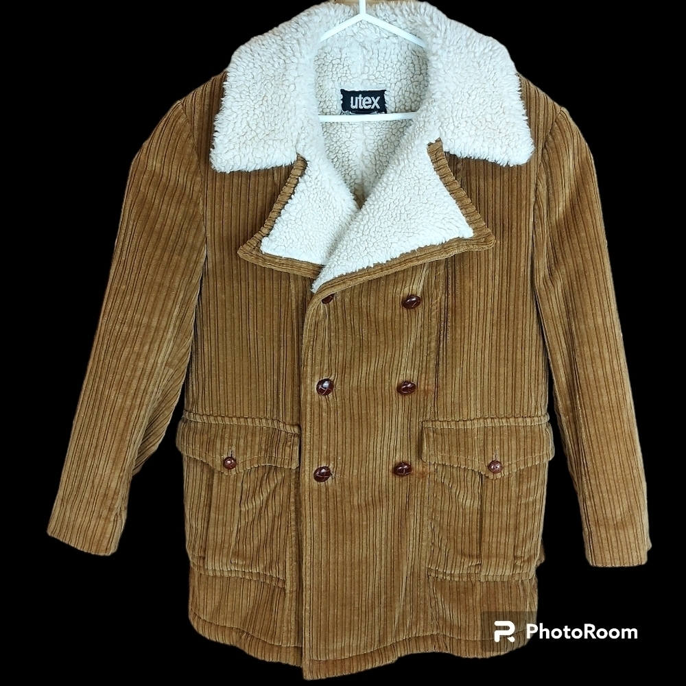 Vintage corduroy double breasted faux fur sherpa lining UTEX men's coat Size 42